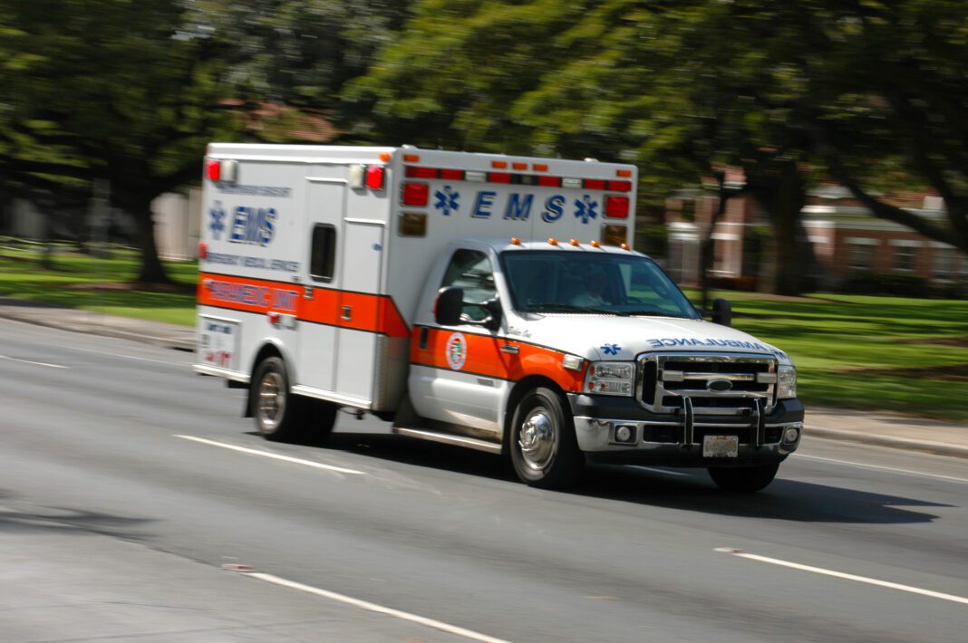 ambulance-emergency ambulance arrives to scene of accident