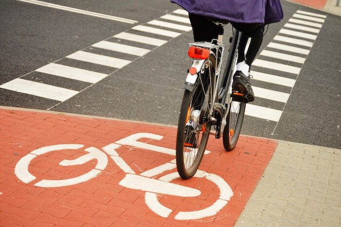 Honolulu bicyclist, 66, dies after crashing into open car door Honolulu Bicyclist, 66, Dies After Crashing Into Open Car Door