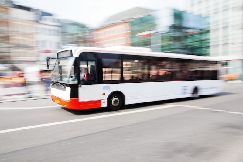 Collision Involving a Bus and Six Other Vehicles Takes Place in Santa Cruz on Highway 17 Collision Involving a Bus and Six Other Vehicles Takes Place in Santa Cruz on Highway 17