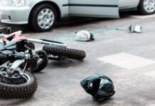 Motorcyclists Dies After Rear-Ending Car on H-1 Freeway Motorcyclists Dies After Rear-Ending Car on H-1 Freeway